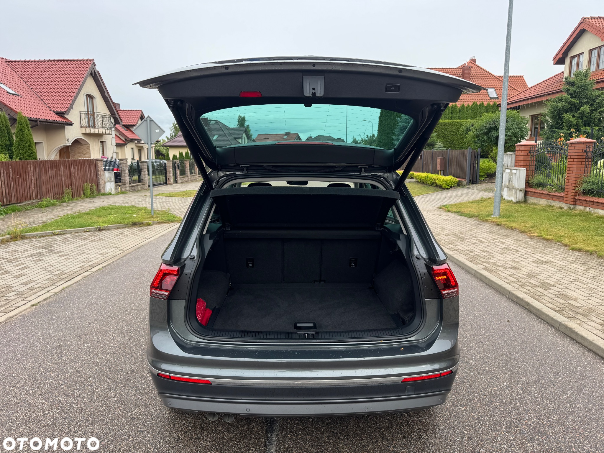 Volkswagen Tiguan - 14