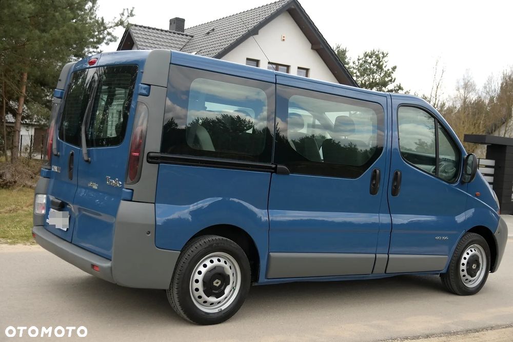 Renault Trafic - 8