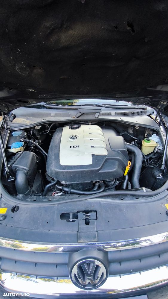 Volkswagen Touareg 2.5 TDI R5 Aut. - 16