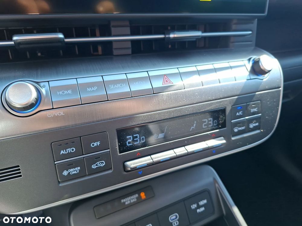 Hyundai Kona 65kWh Executive Plus - 27