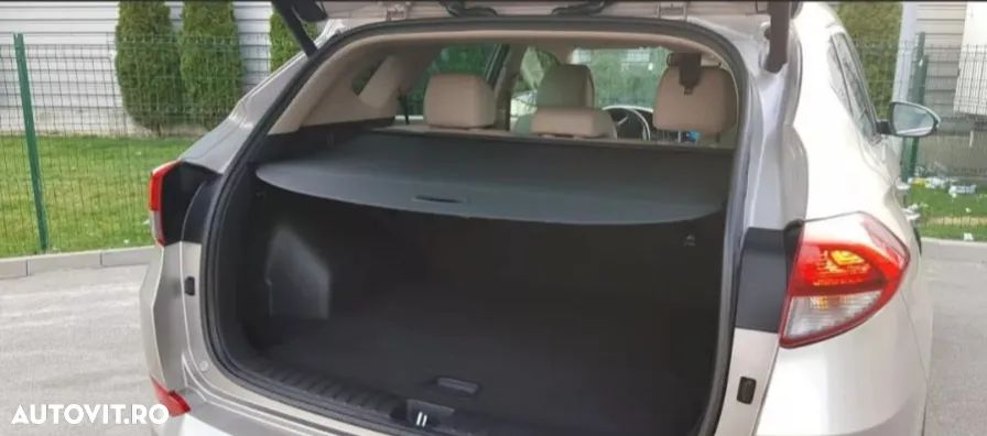 Hyundai Tucson 2.0 CRDI 4WD 6AT Luxury Pack+ - 12