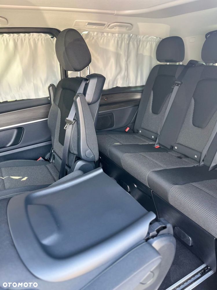 Mercedes-Benz Klasa V - 27