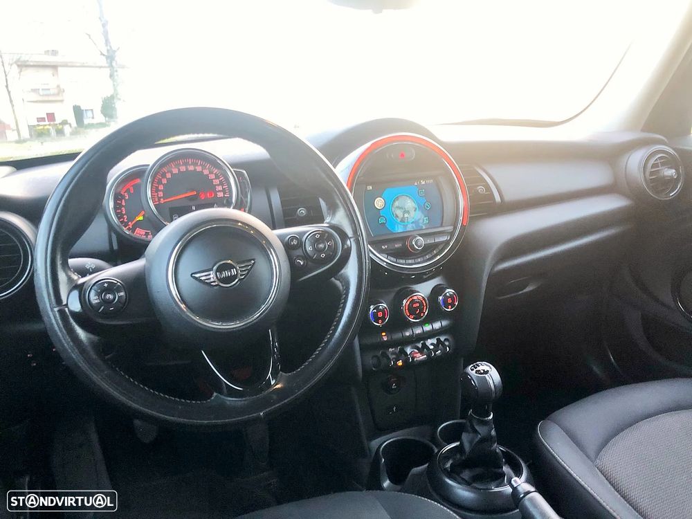 MINI 5 Portas One D - 3