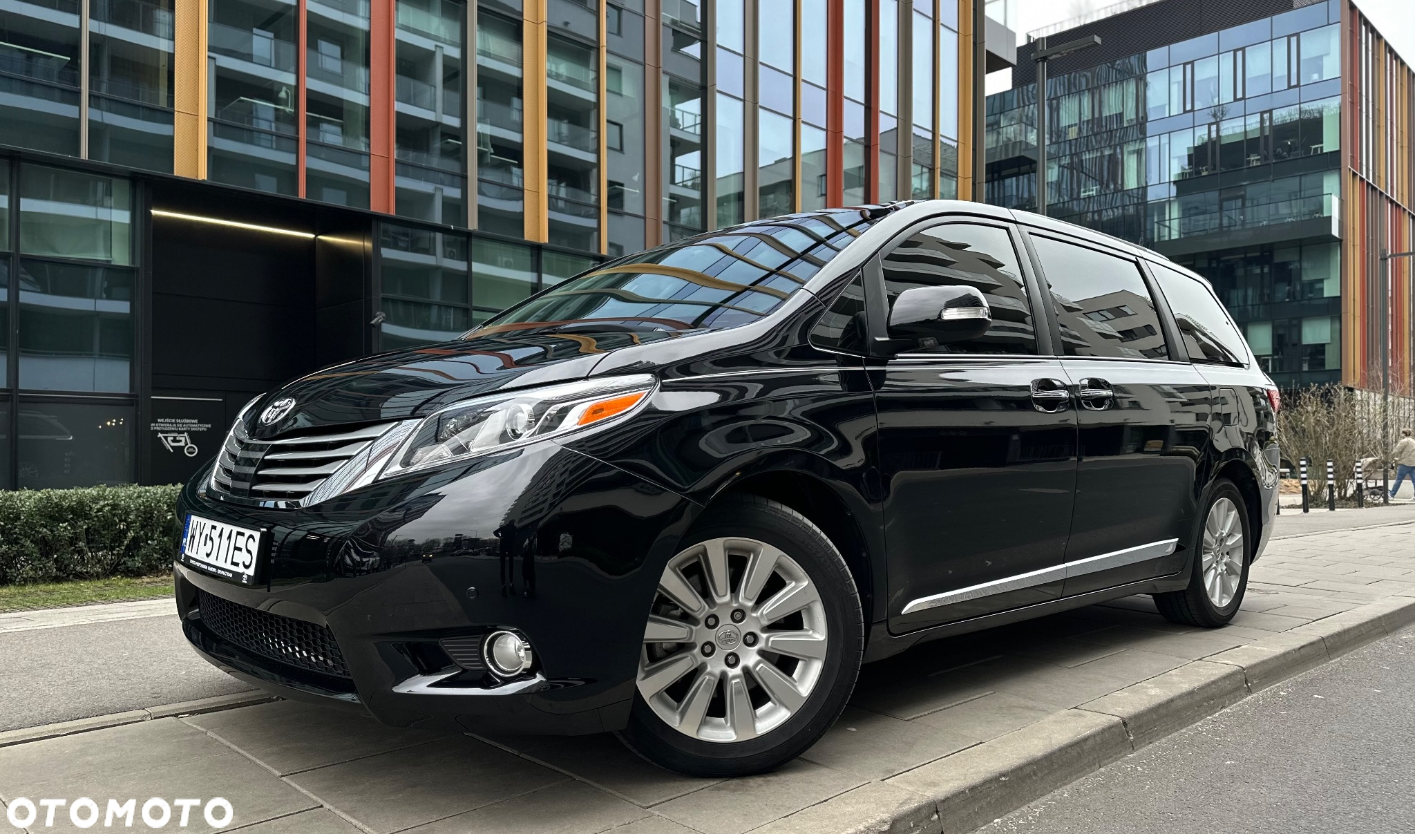 Toyota Sienna 3.5 V6 - 2