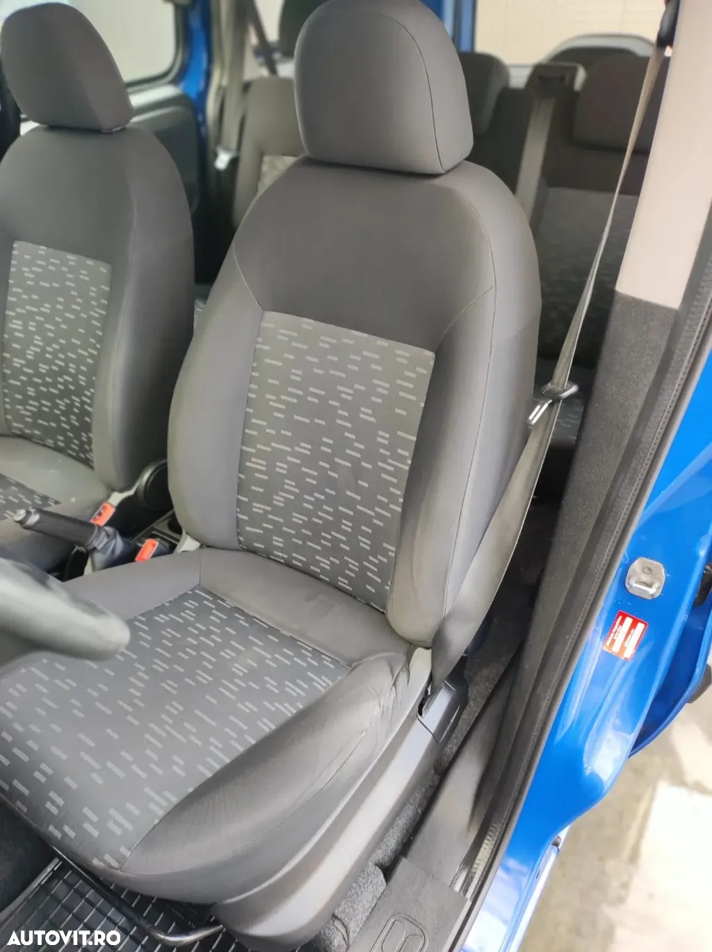 Opel Combo - 13