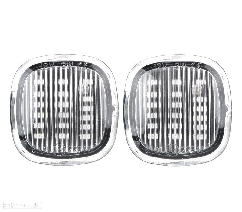 PISCAS LATERAIS AUDI A3 8L 8D 94-03 - 3