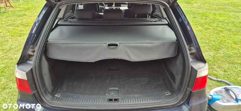 BMW Seria 5 525d - 8