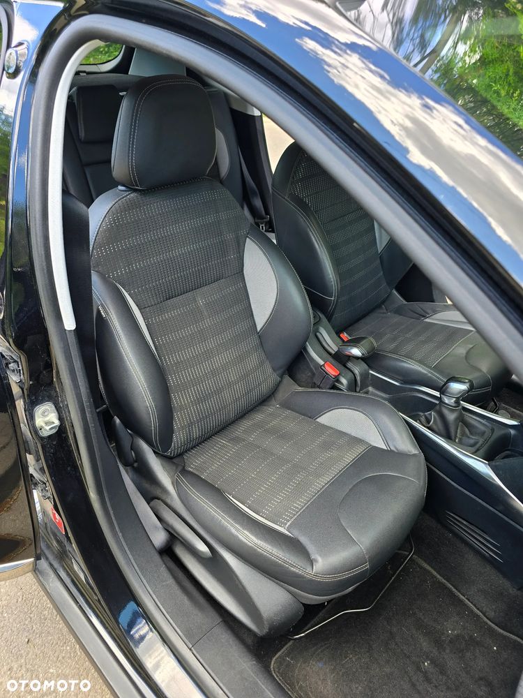 Peugeot 2008 1.6 VTi Allure - 21