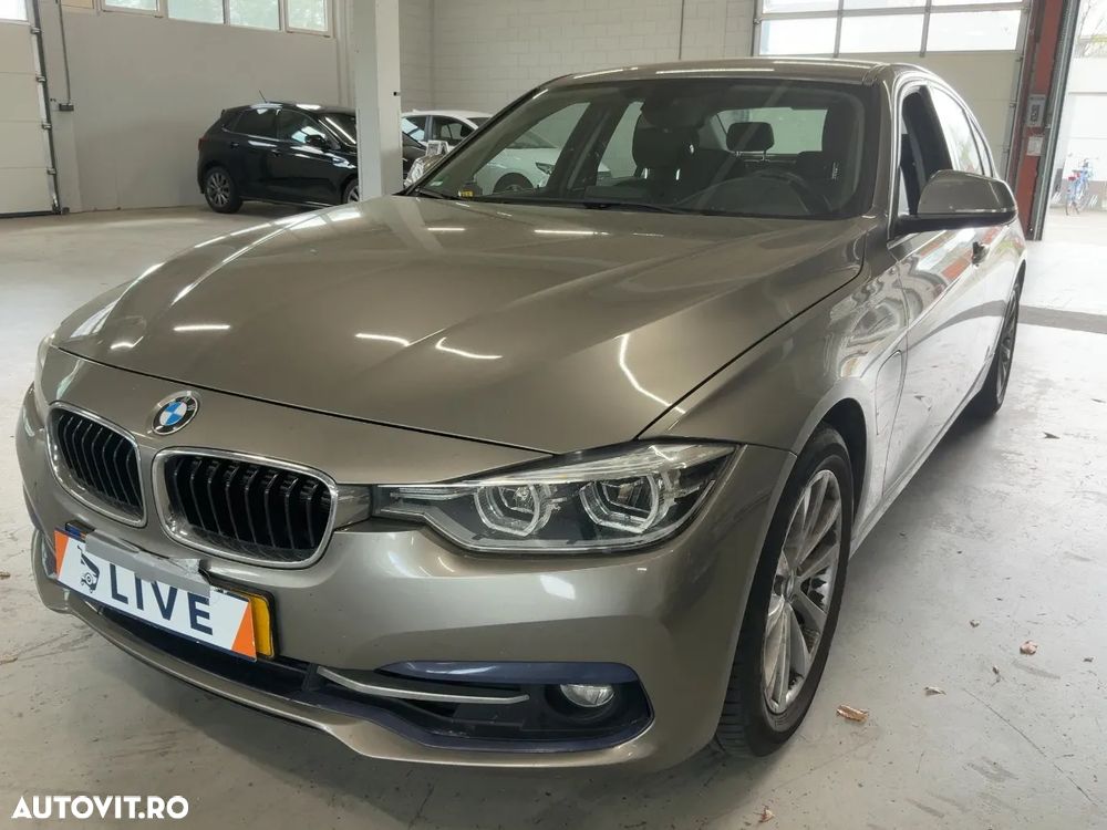 BMW Seria 3 330e iPerformance Sport Line - 17