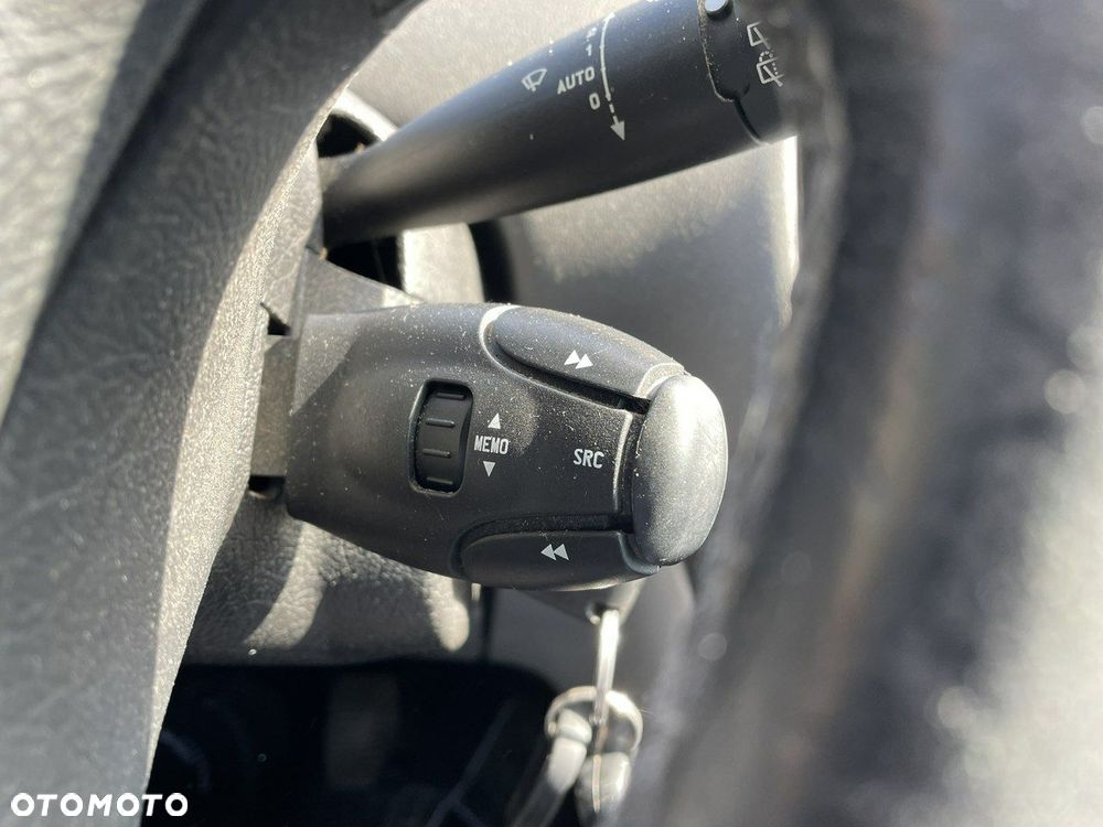 Citroën Xsara Picasso - 12