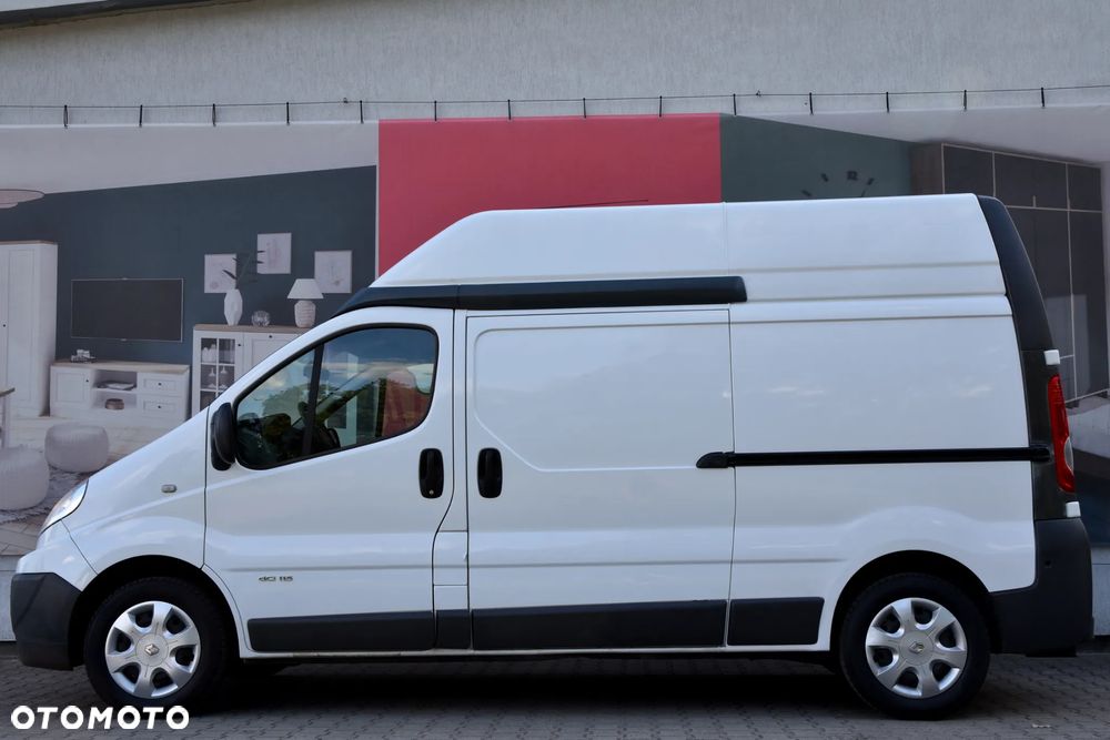 Renault Trafic - 13