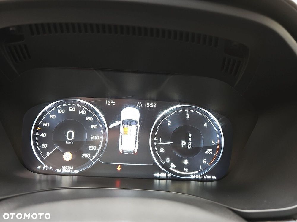 Volvo XC 60 - 22