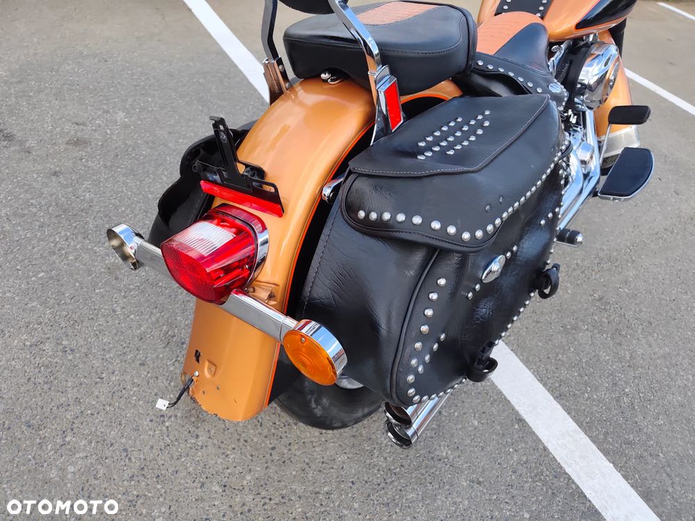 Harley-Davidson Softail Heritage Classic - 18