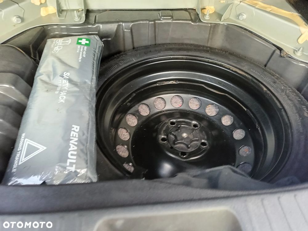 Renault Scenic ENERGY TCe 115 EXPERIENCE - 28