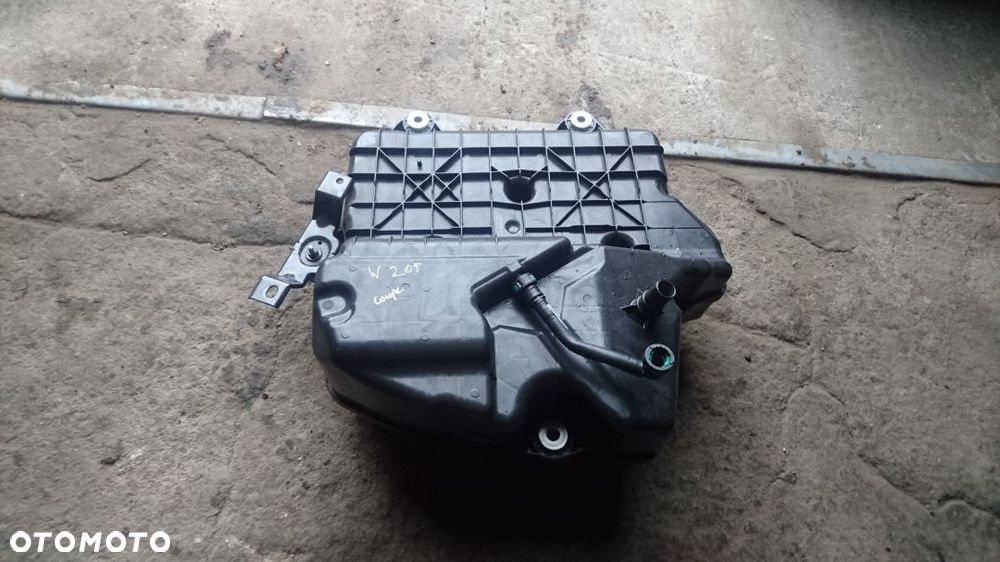 Zbiornik adblu mercedes w 205 coupe