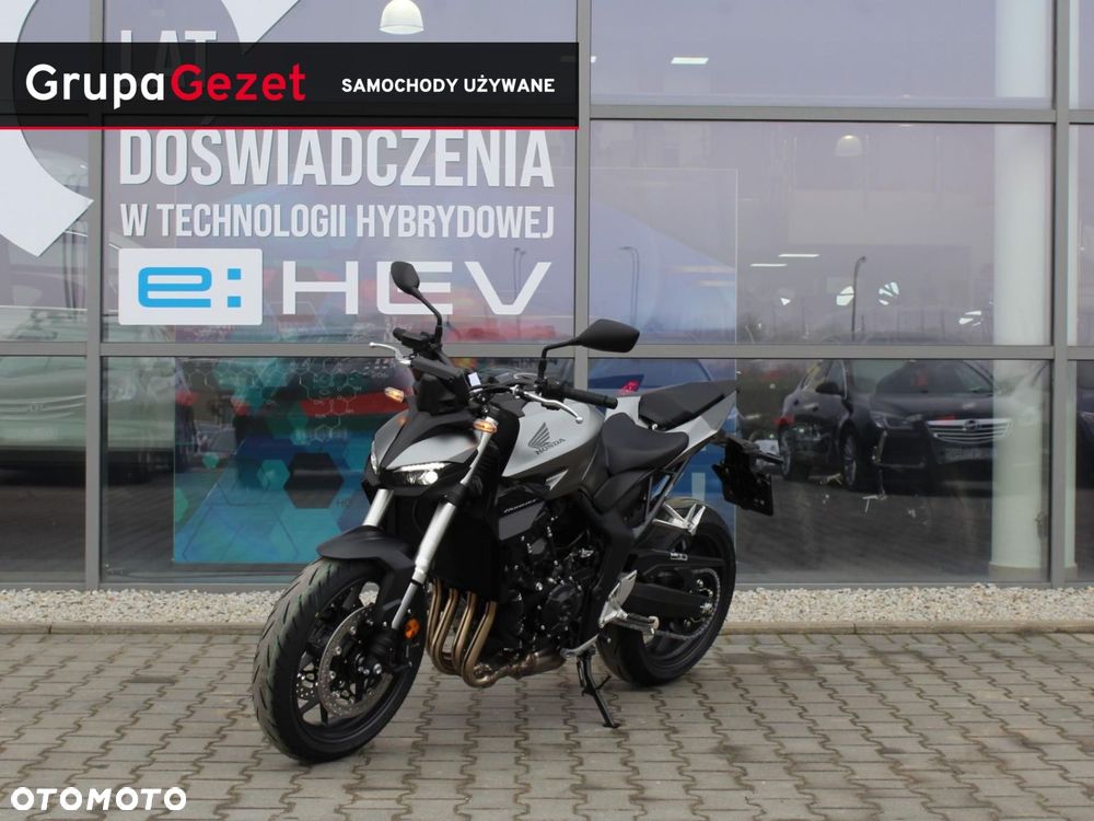 Honda CB - 3