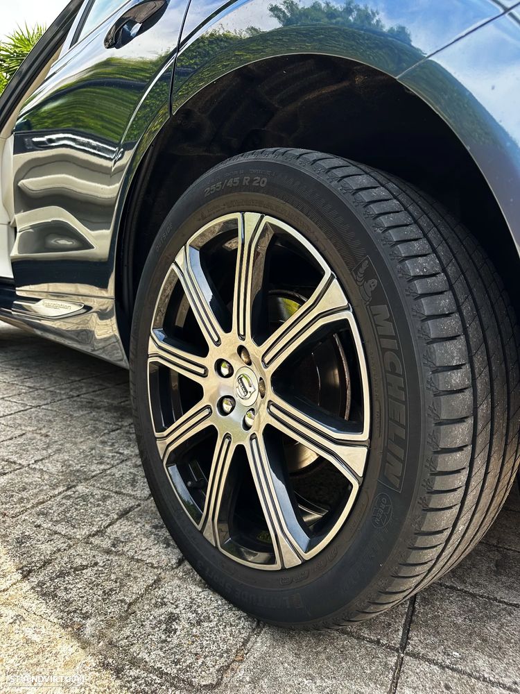 Volvo XC 60 2.0 D4 Inscription AWD Geartronic - 12