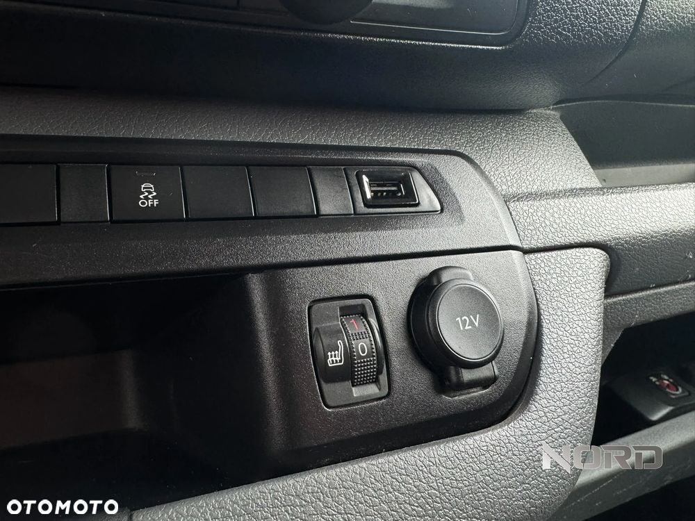 Peugeot Expert 2.0 4x4 Standard Premium - 23