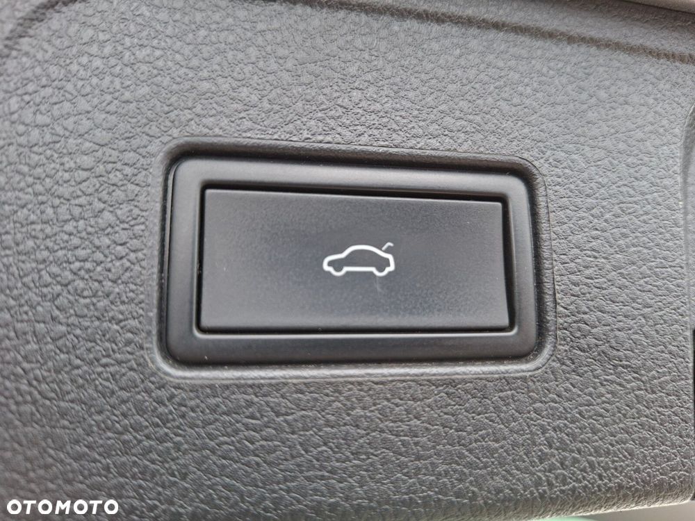 Volkswagen Passat Alltrack - 15