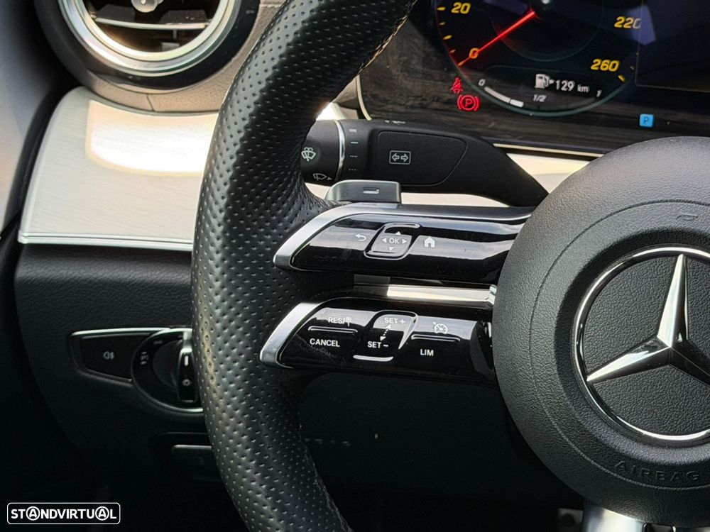 Mercedes-Benz E 300 e AMG Line - 36