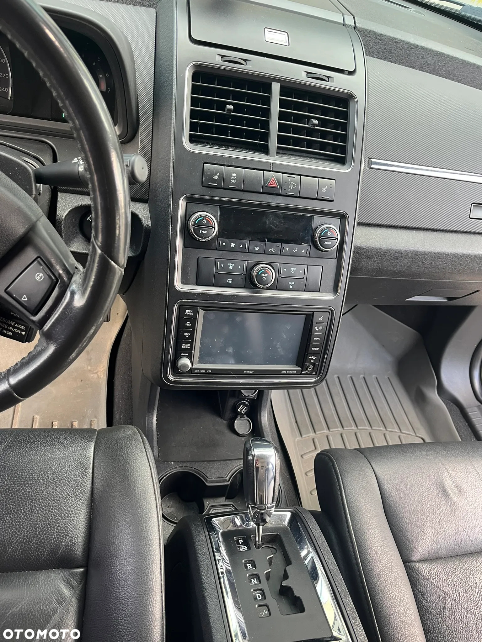 Dodge Journey 2.7 V6 R/T - 20