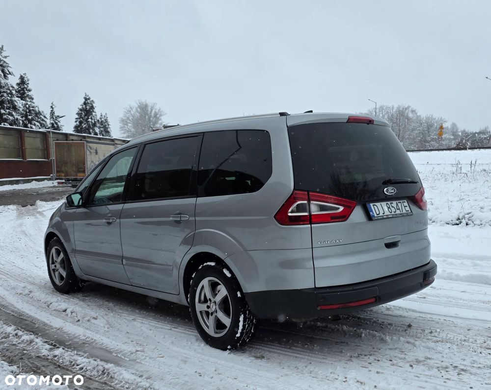 Ford Galaxy 2.0 TDCi Ambiente - 4
