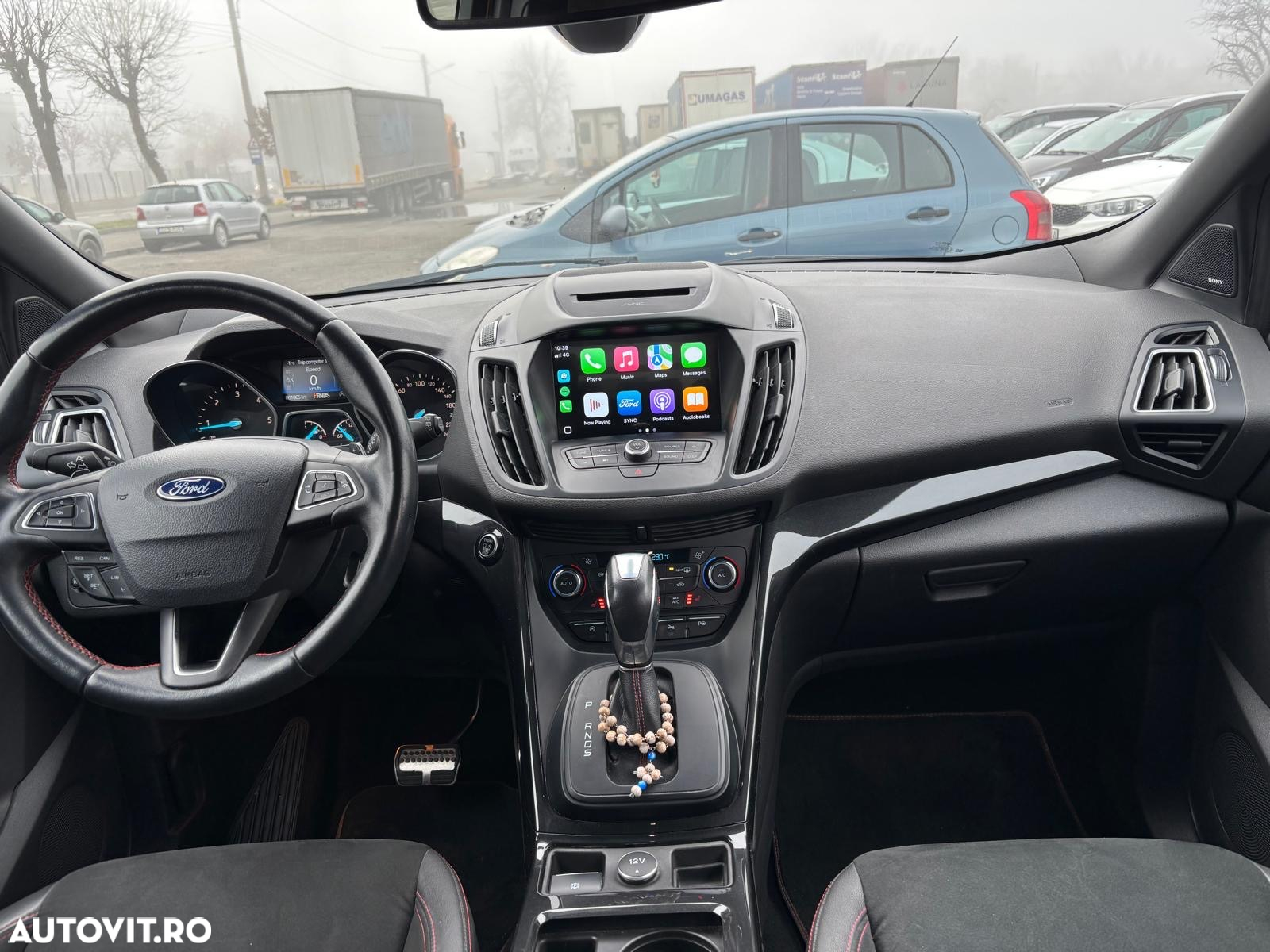 Ford Kuga 2.0 TDCi 4WD Powershift ST-Line - 13
