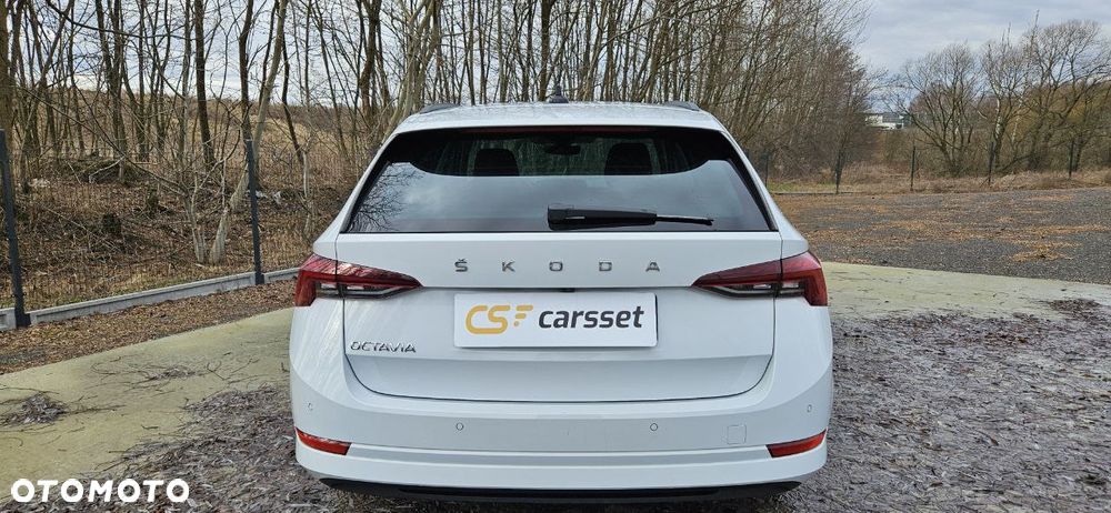 Skoda Octavia - 12