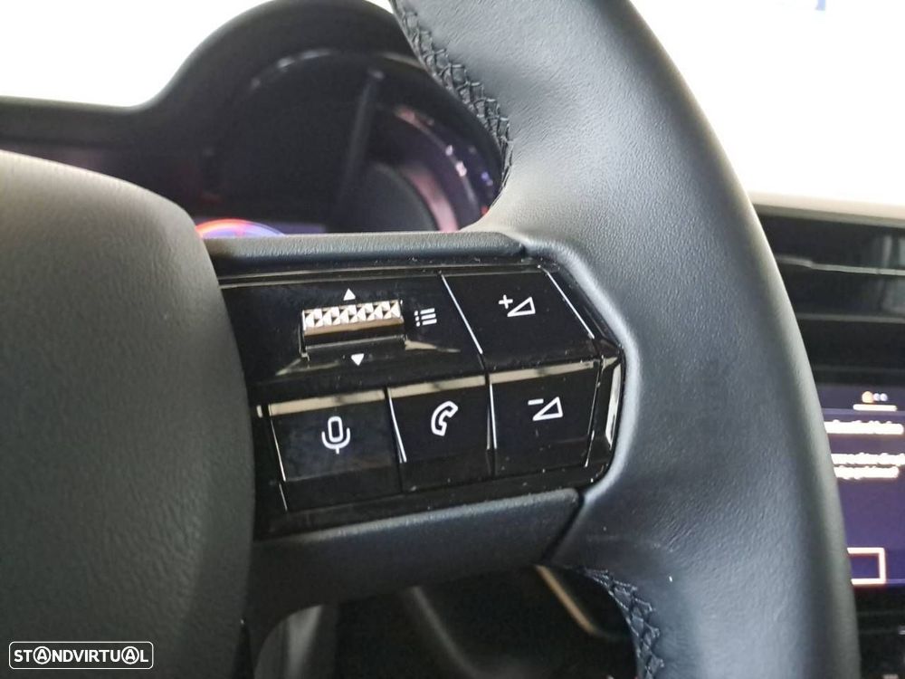 Alfa Romeo Junior 1.2 Speciale eDCT6 - 18