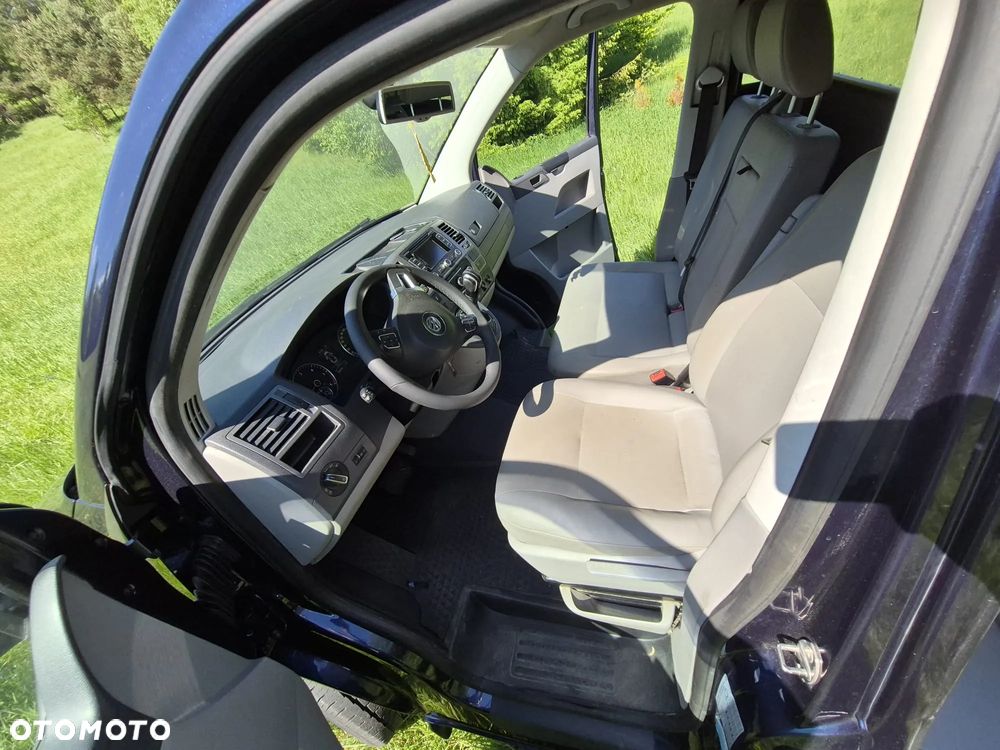Volkswagen Transporter - 18