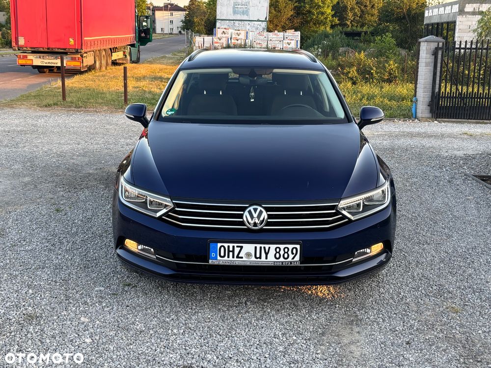 Volkswagen Passat - 3