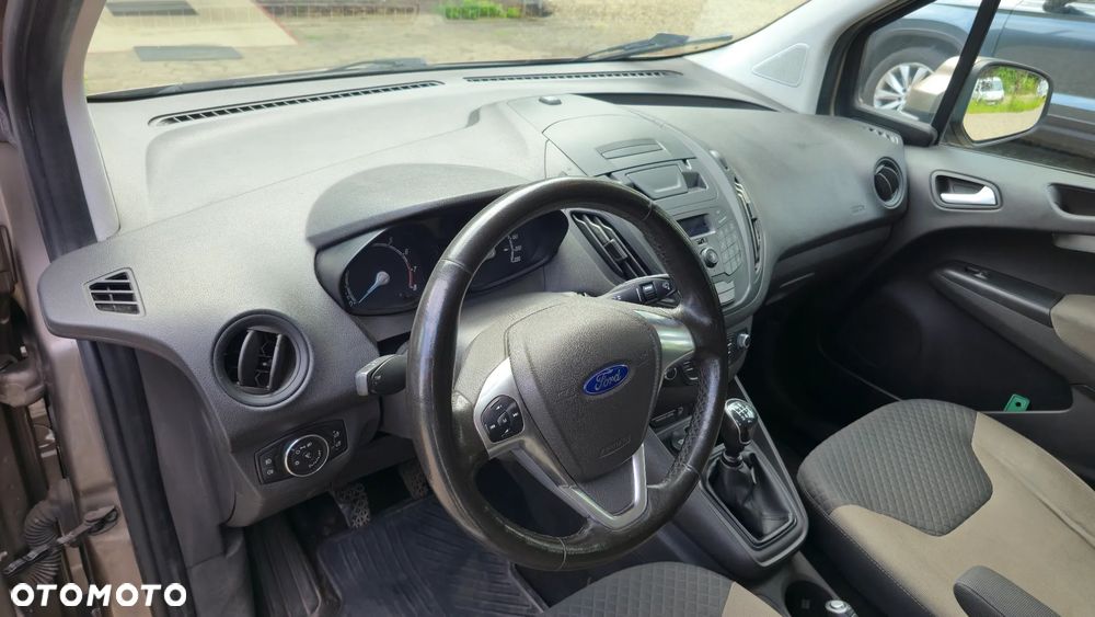 Ford Transit Courier Ambiente - 21