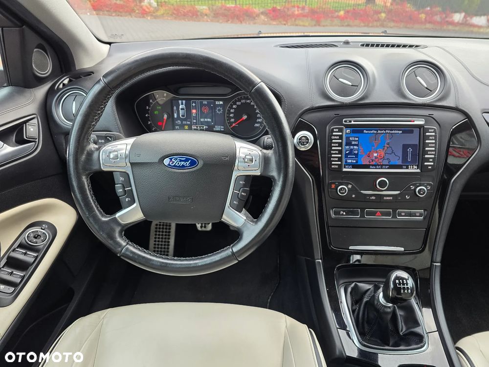 Ford Mondeo 2.0 T Titanium - 22