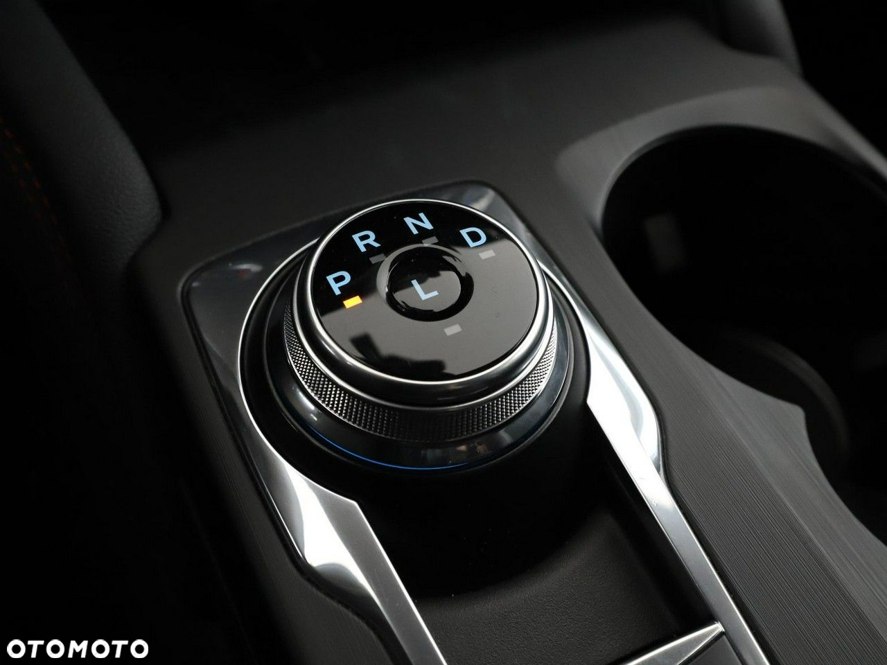Ford Kuga 2.5P PHEV FWD ST-Line X eCVT - 34
