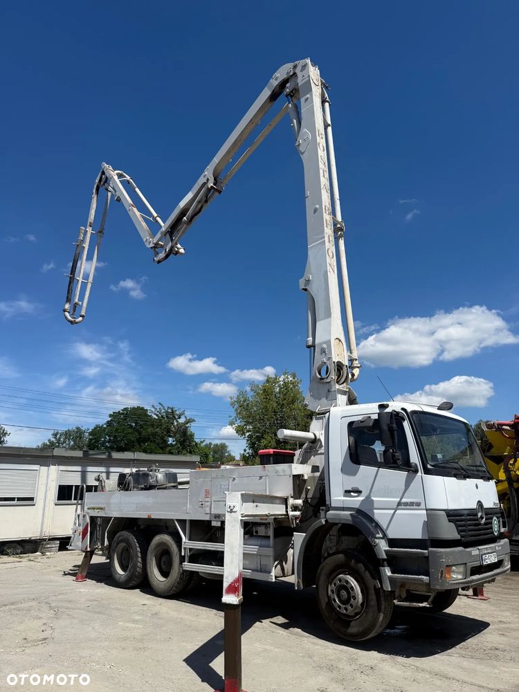 Mercedes-Benz Atego 2628 Putzmaister M28 / 4 Ramiona - 32