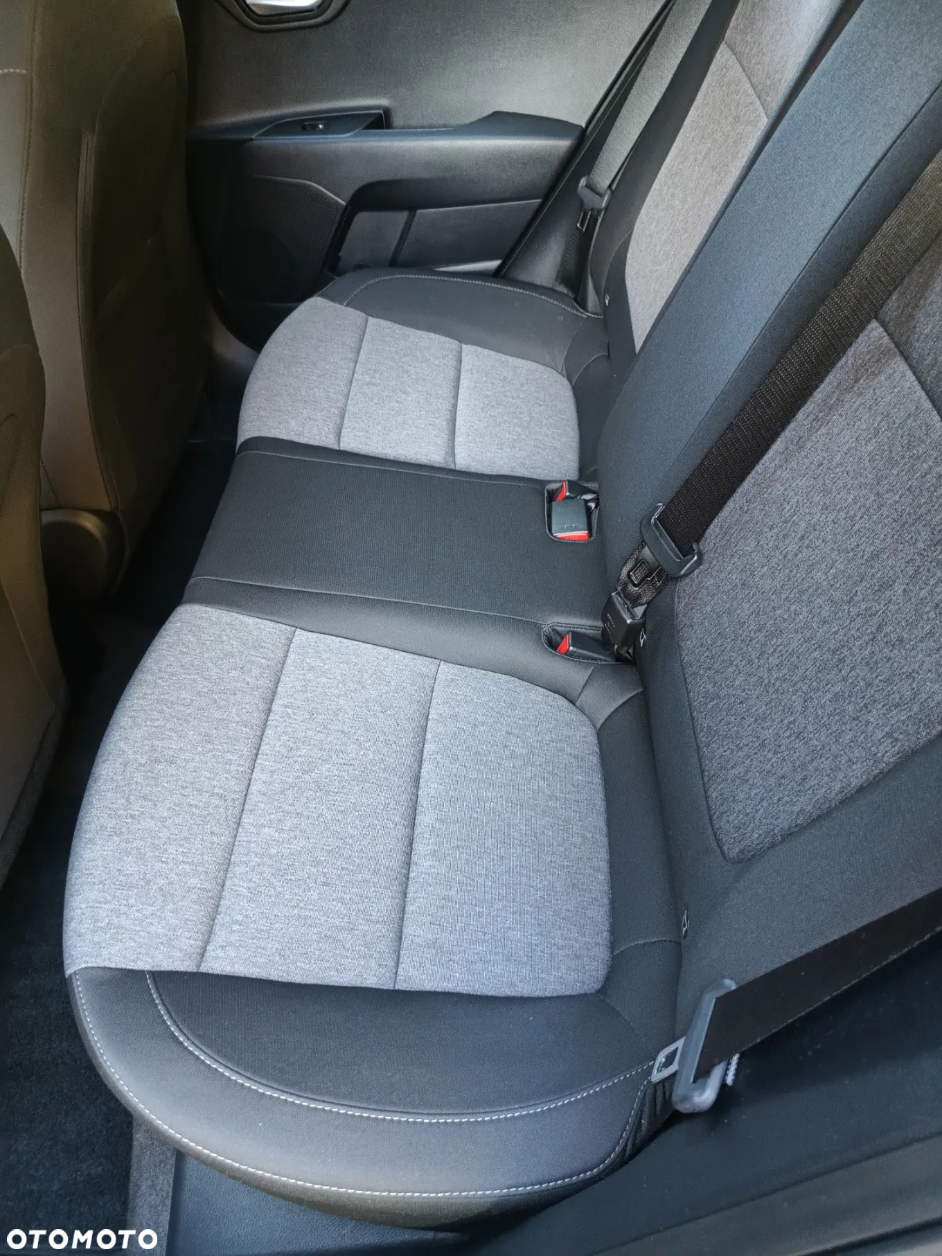 Kia Stonic 1.2 M - 13