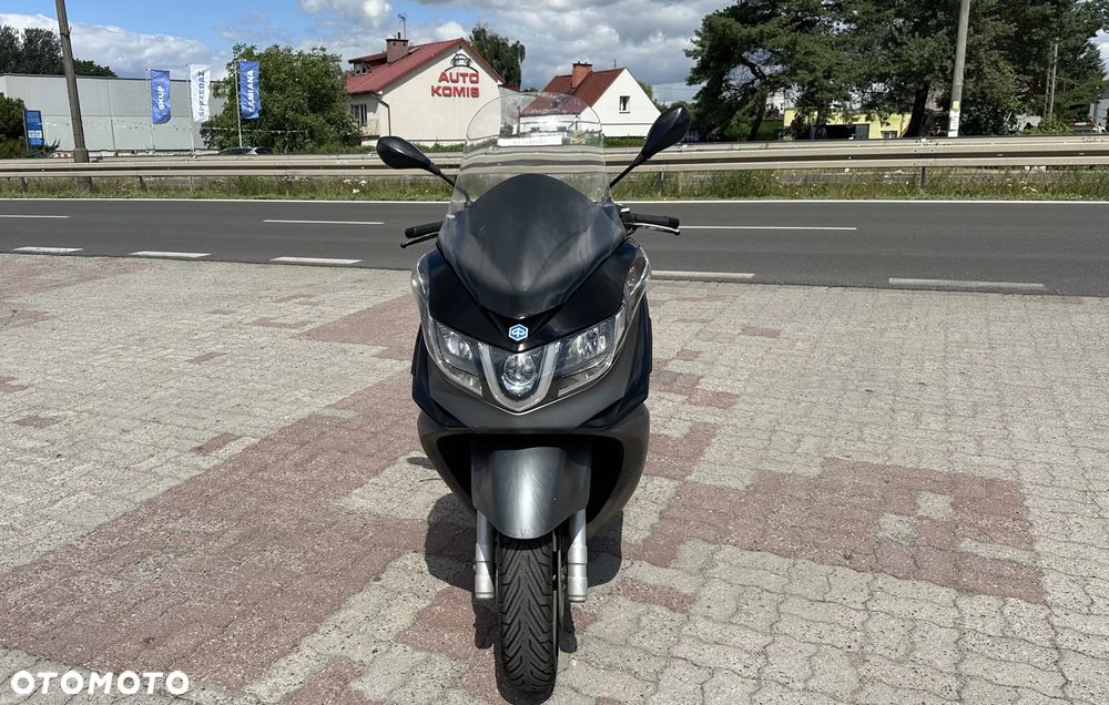 Piaggio X10 - 5