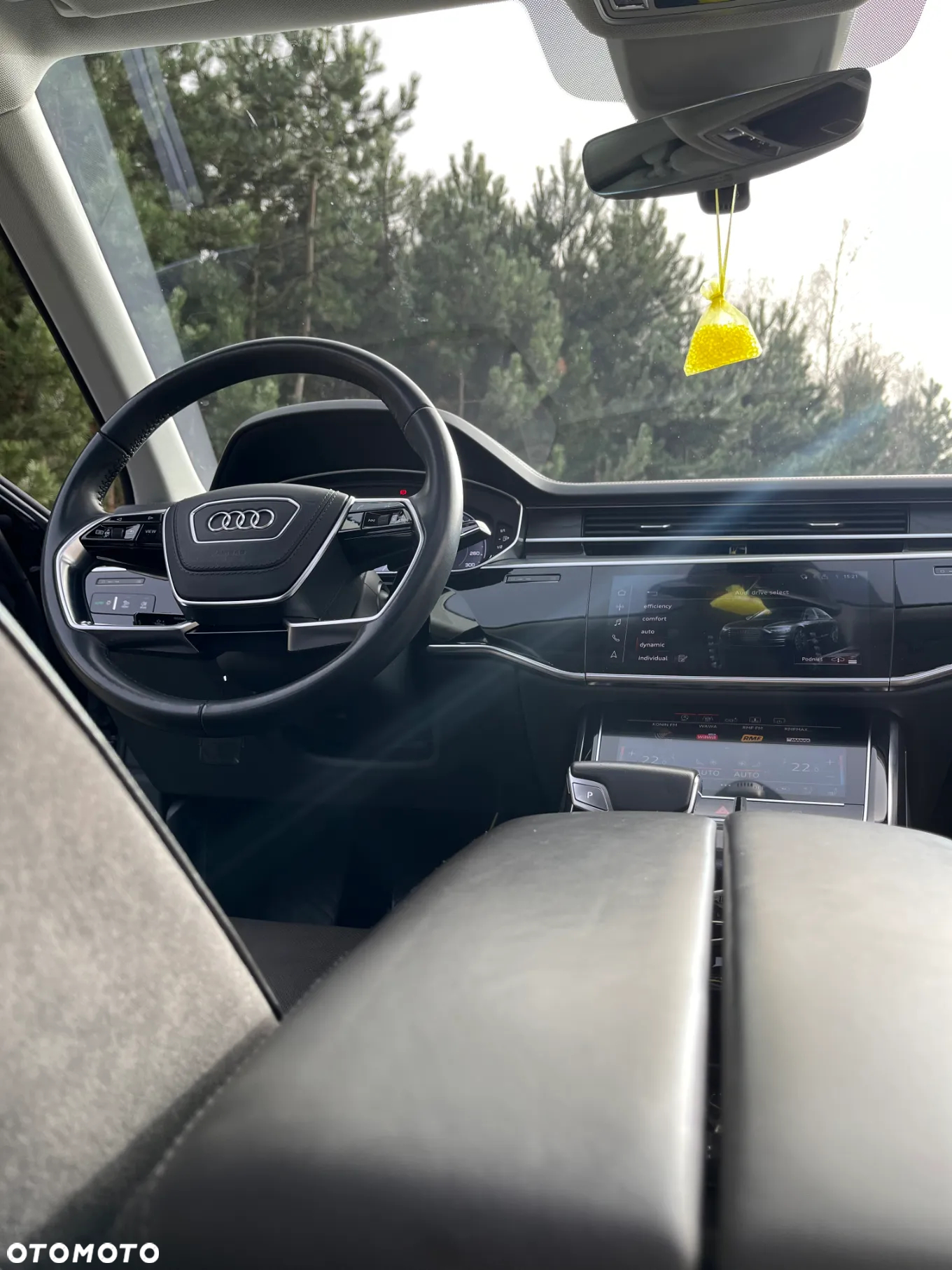 Audi A8 - 32