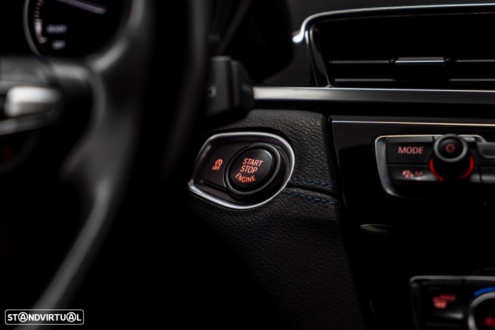 BMW X2 18 d sDrive Auto Pack M - 24