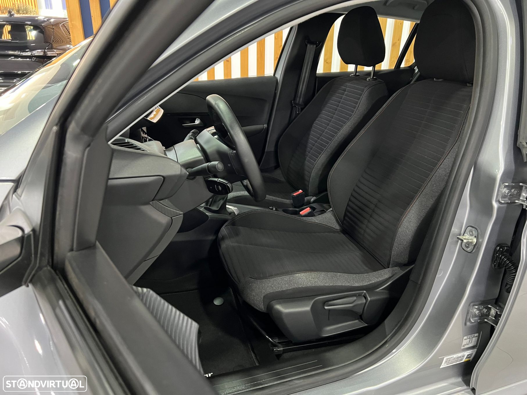 Peugeot 208 1.2 PureTech Active Pack - 10