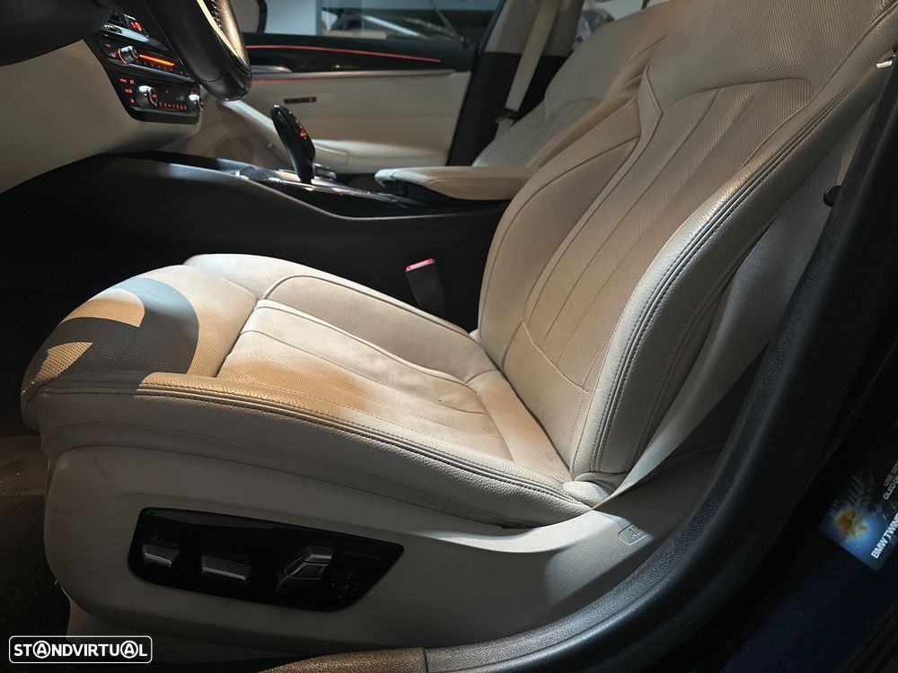 BMW 530 d Auto - 14