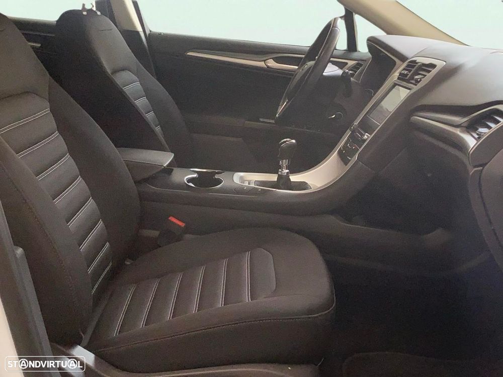 Ford Mondeo - 15
