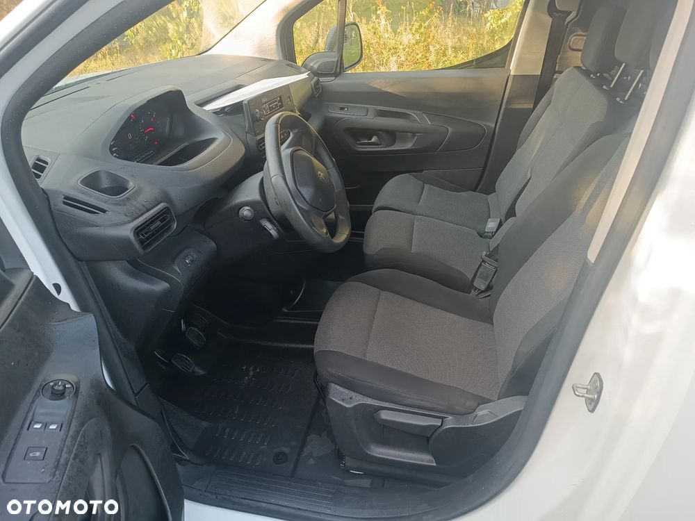Peugeot partner L2 długi klima 77tys km HDi maxi 3osobowy bagaznik - 6