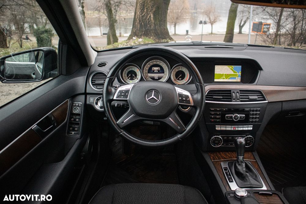 Mercedes-Benz C 200 7G-TRONIC Exclusive - 13