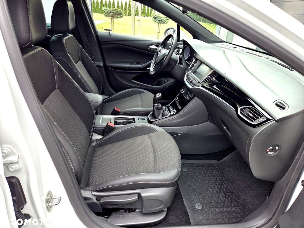 Opel Astra - 17