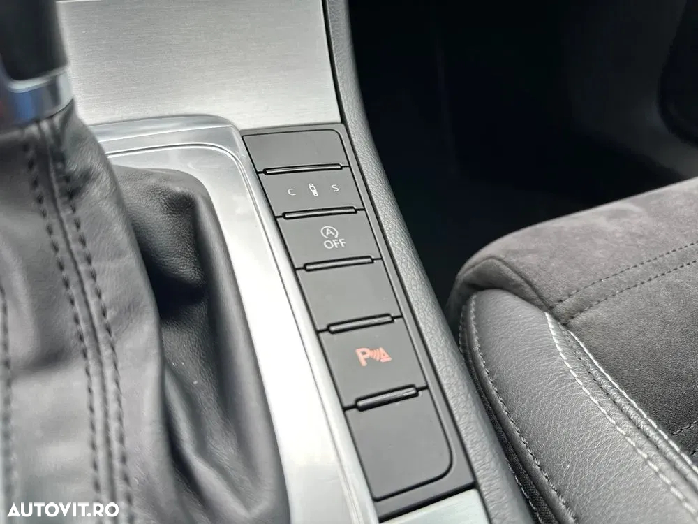 Volkswagen Passat CC 2.0 TDI BlueMotion Technology DSG - 21