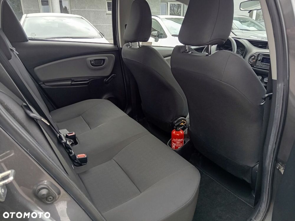 Toyota Yaris - 7