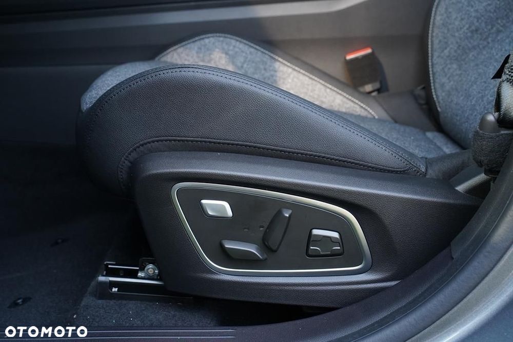 Renault Austral 1.2 E-Tech Full Hybrid 200 Techno MMT - 25