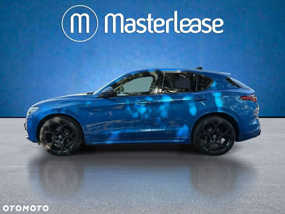 Alfa Romeo Stelvio - 8