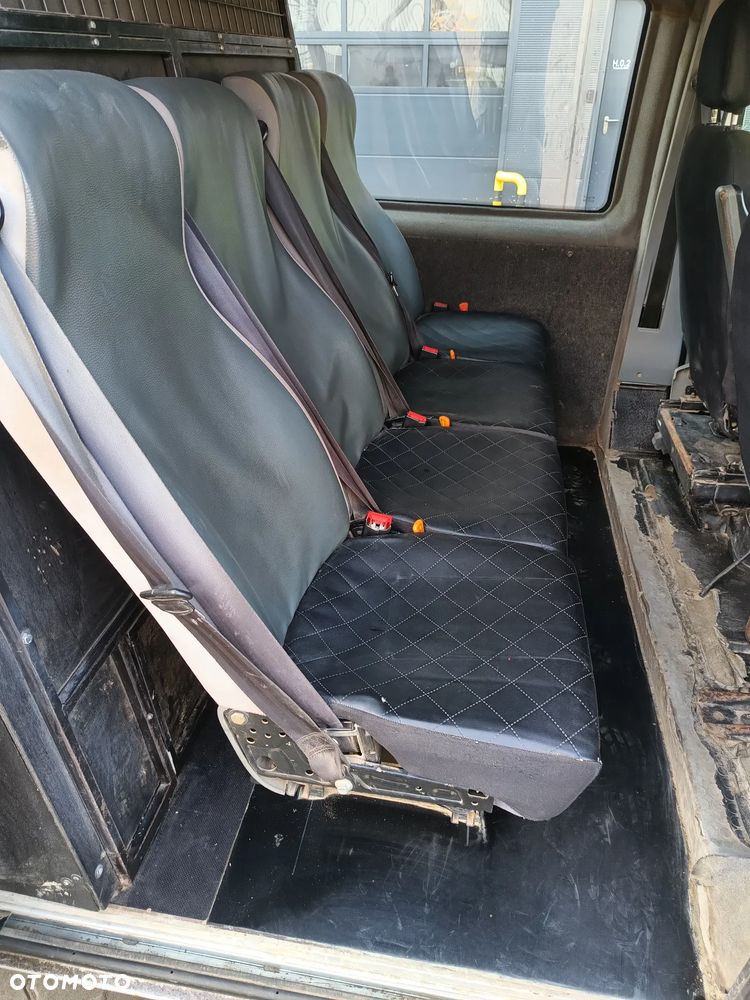 Ford Transit - 13